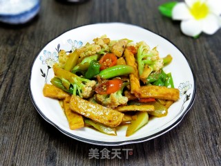 花菜炒豆干的做法步骤：8