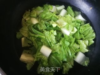 小白菜炒土豆粉的做法步骤：3