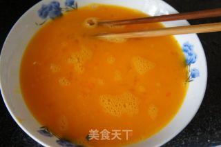 烫面韭菜鸡蛋馅煎饺的做法步骤：2