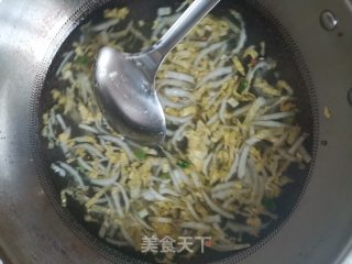 白菜汤面的做法步骤：4