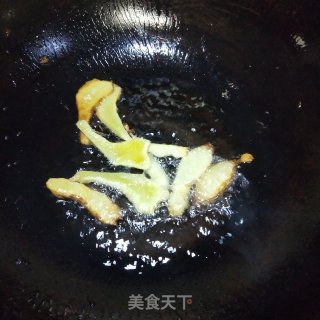 板栗焖鸡的做法步骤：4