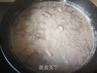 皱皮椒萝卜炖牛腩的做法步骤：3