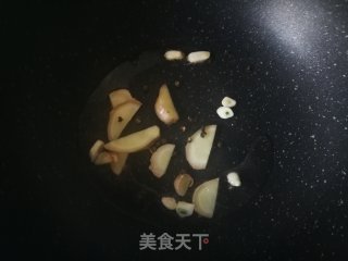 皱皮椒萝卜炖牛腩的做法步骤：5