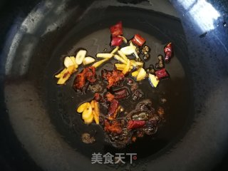 金针菇黄芯菜煮牛肉卷的做法步骤：8