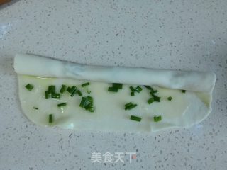 葱油饼的做法步骤：9