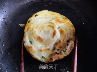 葱油饼的做法步骤：15