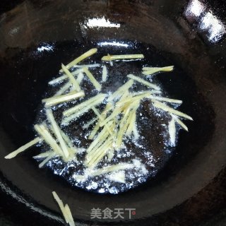 猪肝炒荷兰豆的做法步骤：5