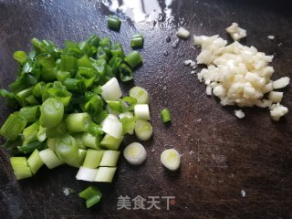 鸡肉丸大白菜烧粉条的做法步骤：3