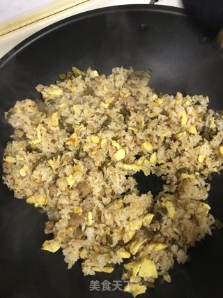 肉末酸豇豆鸡蛋炒饭的做法步骤：7