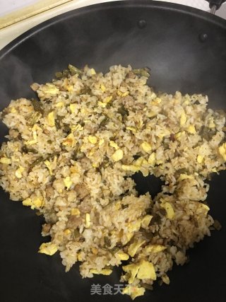 肉末酸豇豆鸡蛋炒饭的做法步骤：8