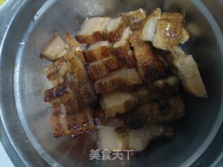 梅菜扣肉的做法步骤：7