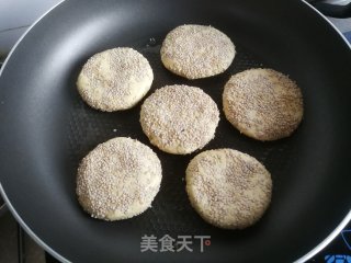 南瓜豆沙糯米饼的做法步骤：7