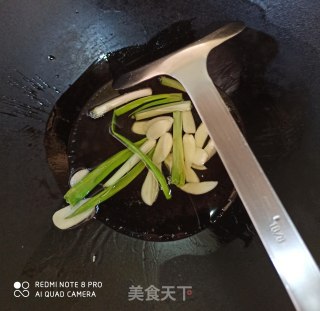 海带豆芽豆腐汤的做法步骤：2