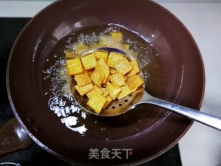 嘎嘣脆的小米锅巴的做法步骤：9