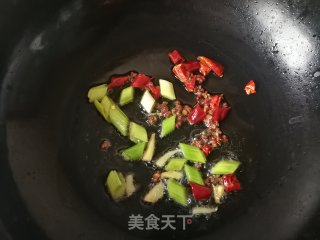 家常炒白菜的做法步骤：3