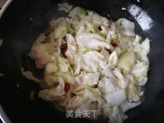 家常炒白菜的做法步骤：6