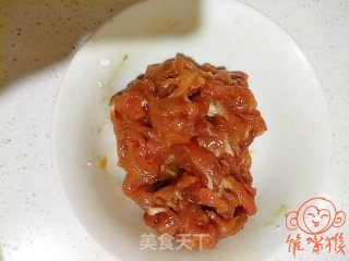 鱼香肉丝的做法步骤：4