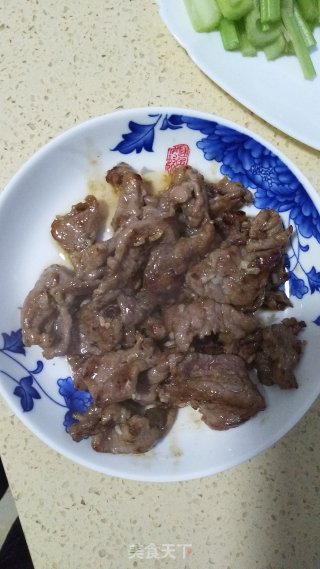 江西小炒肉的做法步骤：5