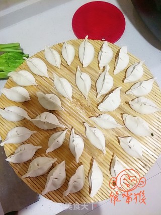 金针菇馅饺子的做法步骤：9