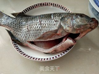 鲫鱼豆腐汤的做法步骤：1