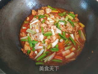 鸡肉蒜苗烧豆腐的做法步骤：8