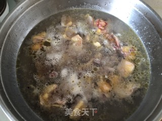 家常大盘鸡的做法步骤：1