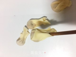 鸡汤小馄饨的做法步骤：3