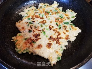 鱼饼炒芥兰的做法步骤：5