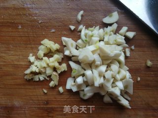 蒜蓉红椒浇生菜的做法步骤：6