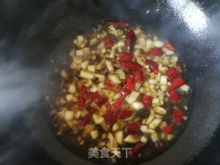 蒜蓉红椒浇生菜的做法步骤：8