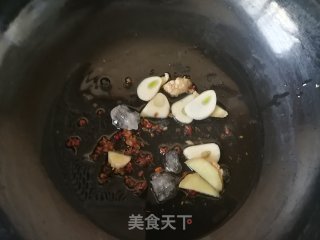 小土豆炖牛腩的做法步骤：4