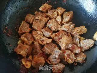 小土豆炖牛腩的做法步骤：8