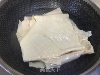 麻辣豆皮的做法步骤：2