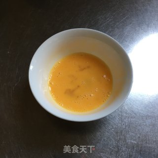 甜酒汤圆蛋花汤的做法步骤：2