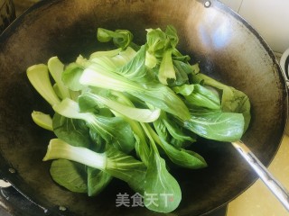 香菇炒油菜的做法步骤：6