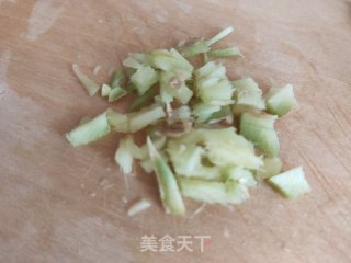 蒜薹炒肉的做法步骤：6