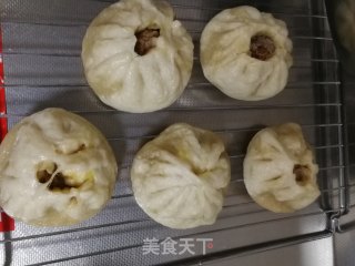 牛肉胡萝卜包子的做法步骤：12