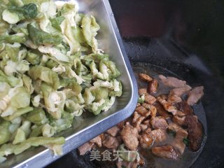 东北黄瓜干炒肉的做法步骤：9