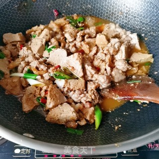 牛肉末烧豆腐的做法步骤：8