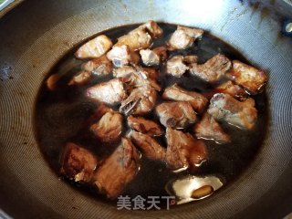 土豆烧排骨的做法步骤：8