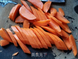 鸡肉丸炒四季豆的做法步骤：4