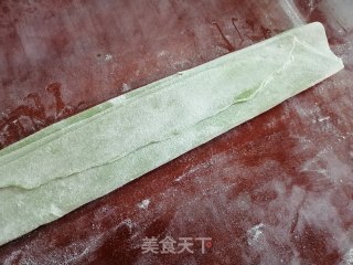 手擀菠菜面的做法步骤：6