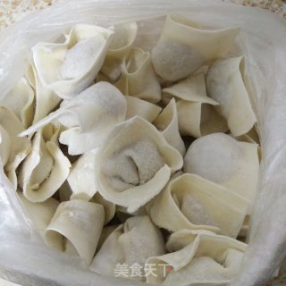 酸汤馄饨的做法步骤：4