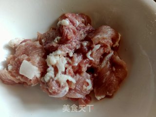 肉片韭菜炒豆腐的做法步骤：1