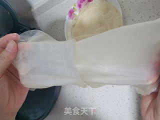 水饺皮卷豆芽的做法步骤：7