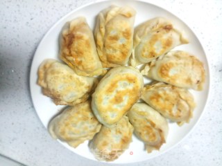 白菜粉丝煎饺的做法步骤：10