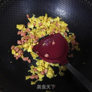 老干妈火腿炒饭的做法步骤：4