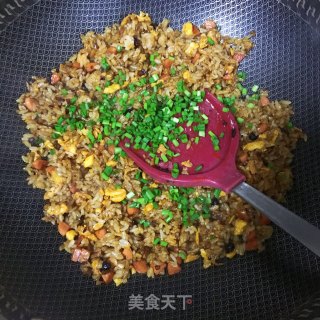 老干妈火腿炒饭的做法步骤：8