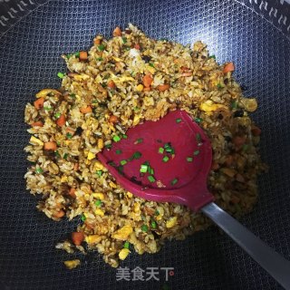 老干妈火腿炒饭的做法步骤：9