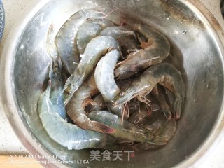 香辣虾的做法步骤：1